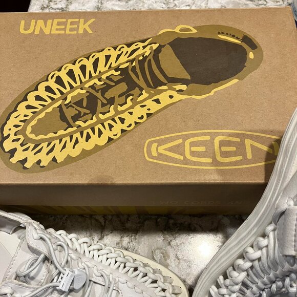 KEEN Uneek Women's Sandals Star White Size 9 Brand New in Box - Picture 13 of 15